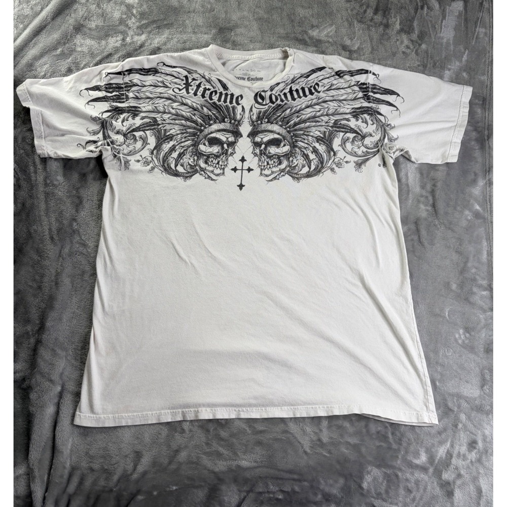 Xtreme Couture Skulls and Headdress Graphic Mens 2XL White T-Shirt Men Large